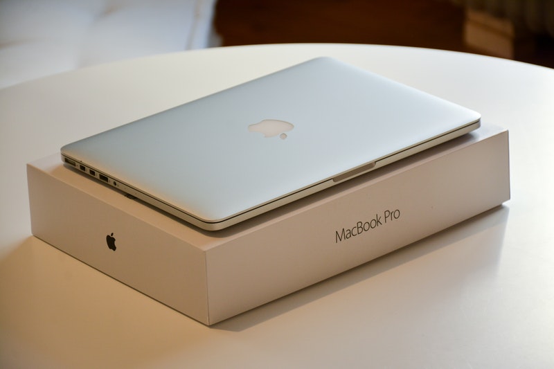 M1X MacBook Pro laptopovi do novembra .